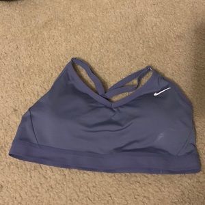 Nike sports bra never worn size-L